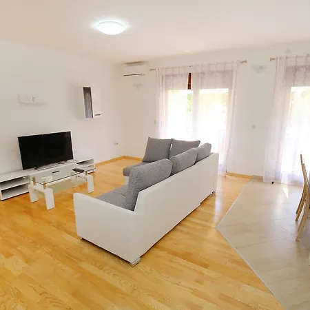 Διαμέρισμα Borik 86 *