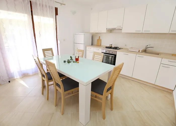 Borik 86 Ζαντάρ